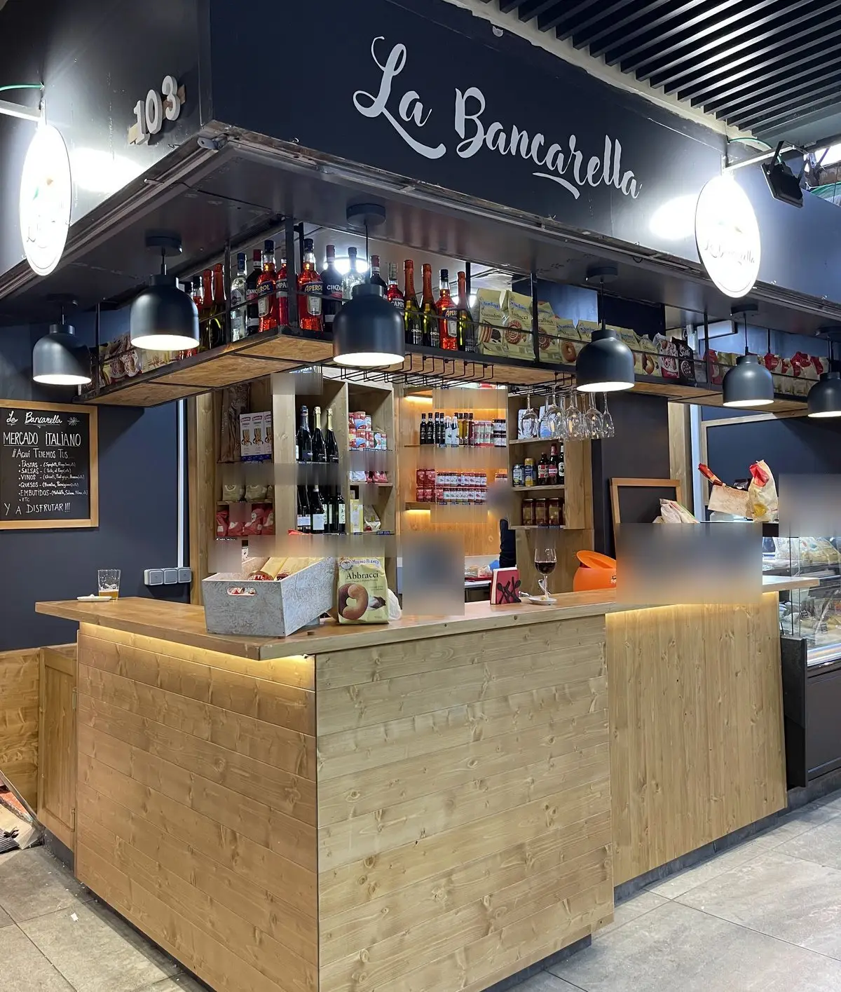 Nuestro puesto del Mercado de Maravillas